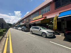 Upper Thomson Road (D26), Shop House #453644061